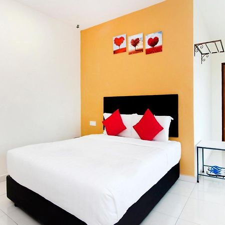 Central Hotel Bahau Zewnętrze zdjęcie