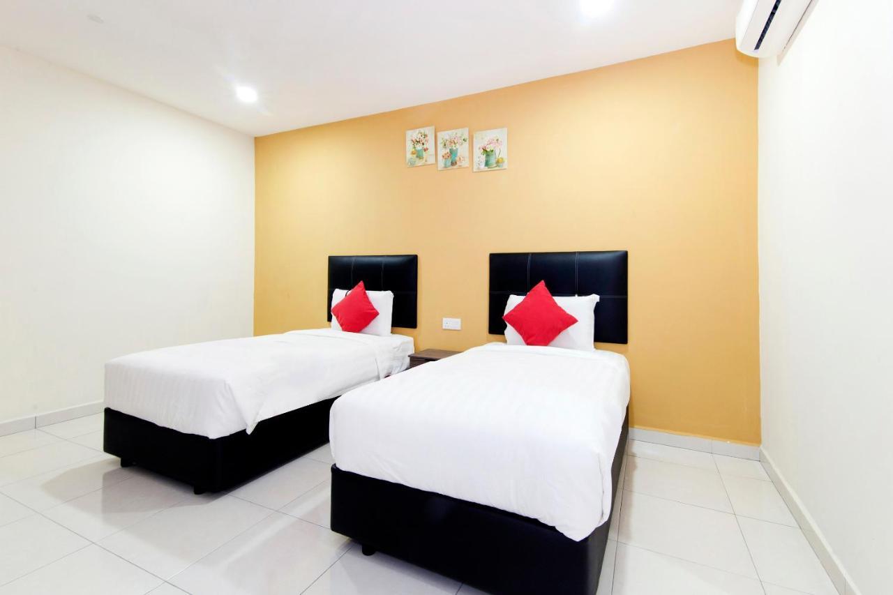 Central Hotel Bahau Zewnętrze zdjęcie