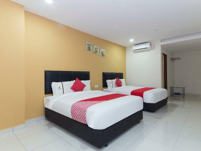 Central Hotel Bahau Zewnętrze zdjęcie